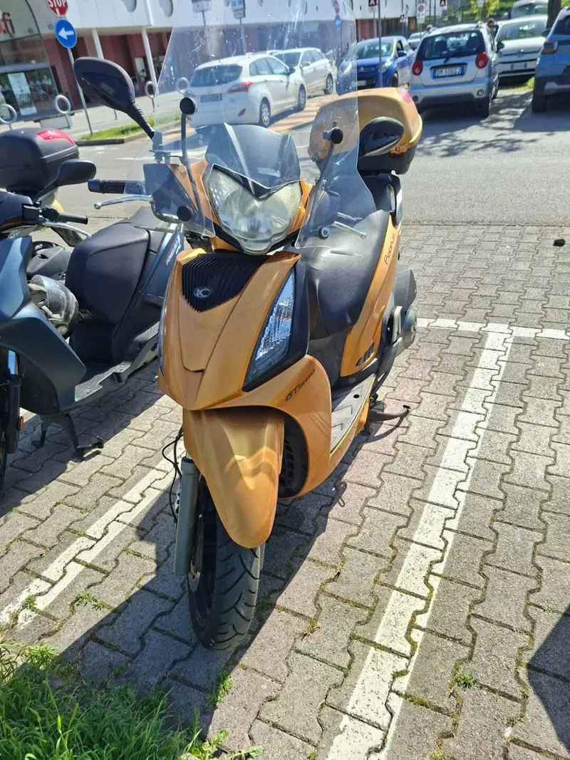 Kymco People 200i GT (2010 - 17) (2)
