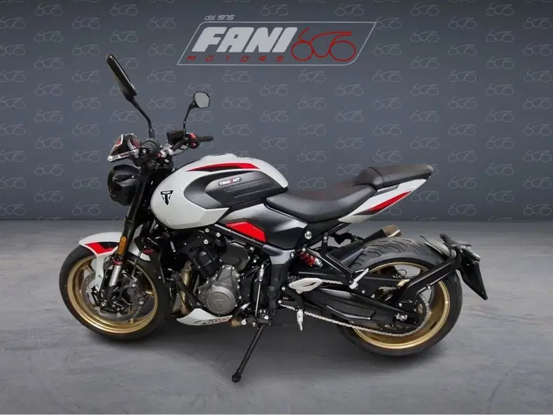 Triumph Trident 800 (2026) (3)
