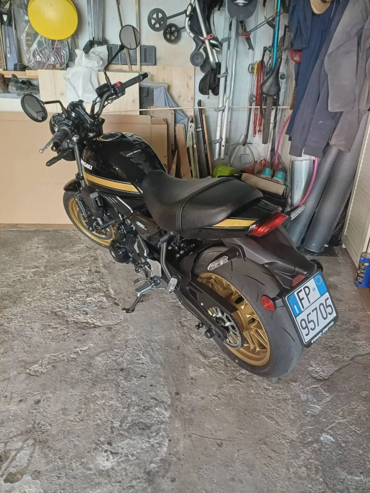 Kawasaki Z 650 RS (2025 - 26) (2)