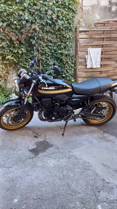 Kawasaki Z 650 RS (2025 - 26) usata