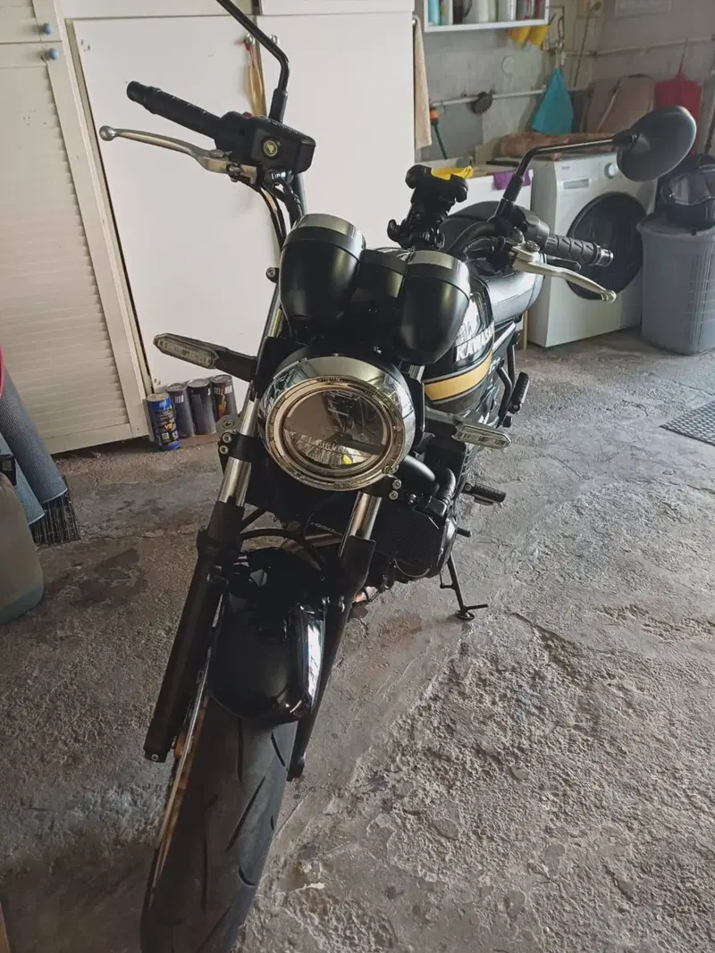 Kawasaki Z 650 RS (2025 - 26) (6)