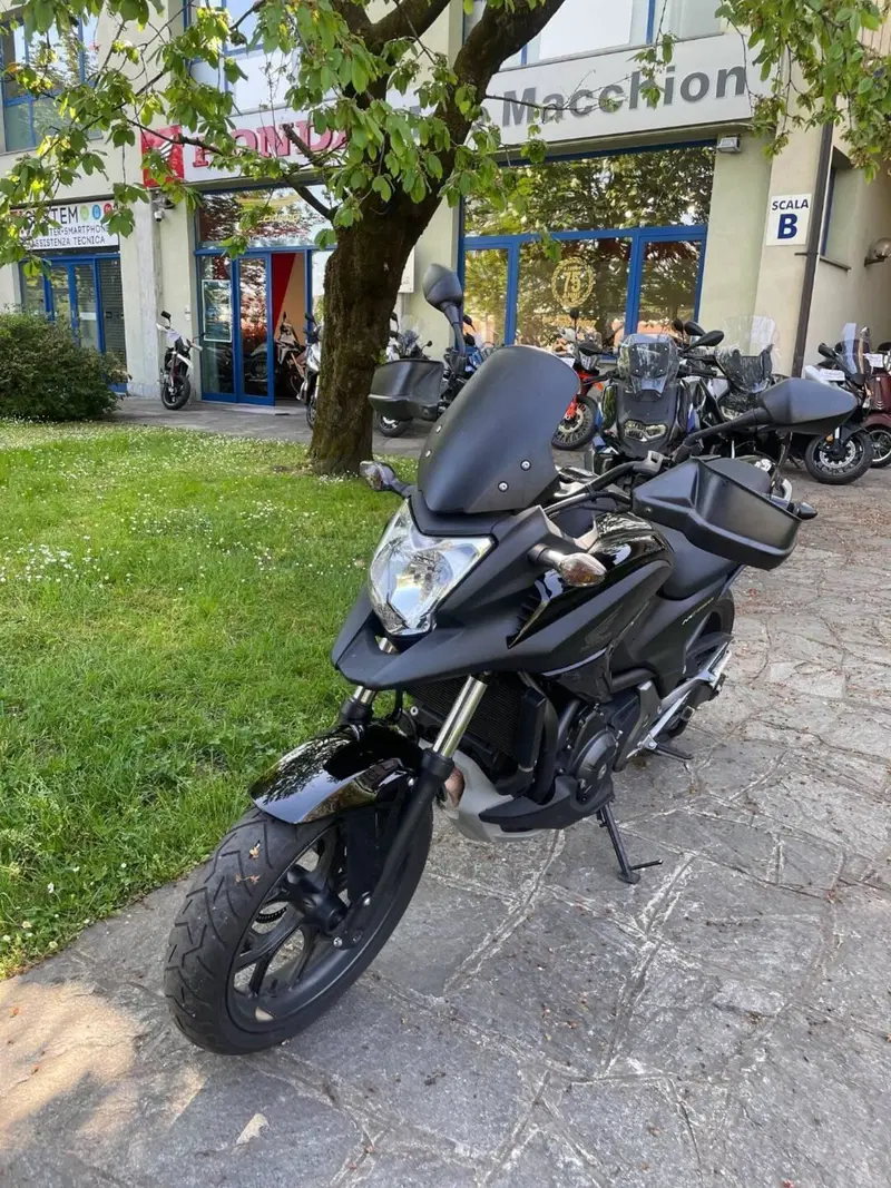 Honda NC 750 X DCT ABS (2014 - 15) (2)