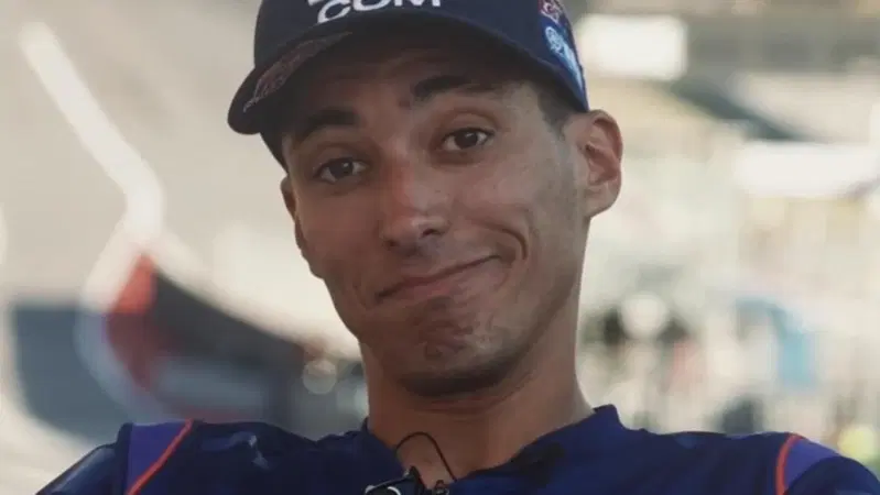 MotoGP 2026. Toprak Razgatlioglu risponde alle domande dei fan: "Come fare uno stoppie? Facile, usa il freno davanti!" [VIDEO]