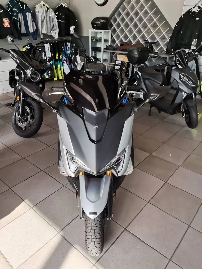 Yamaha T-Max 530 SX (2017 - 19) (5)
