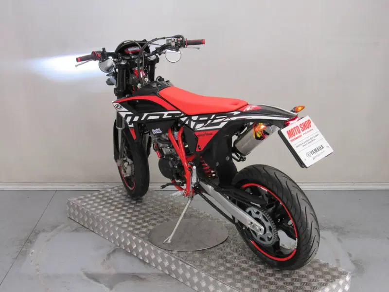 Betamotor RR 125 4T Motard LC (2021 - 23) (6)