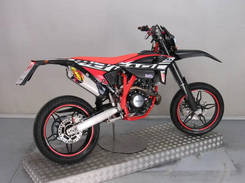 Betamotor RR 125 4T Motard LC (2021 - 23) (7)