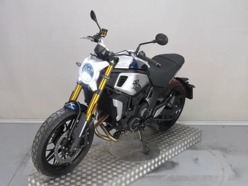 CFMOTO 700CL-X Heritage (2021 - 26) (4)