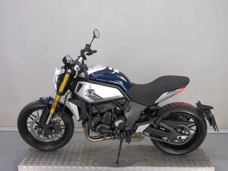 CFMOTO 700CL-X Heritage (2021 - 26) (5)