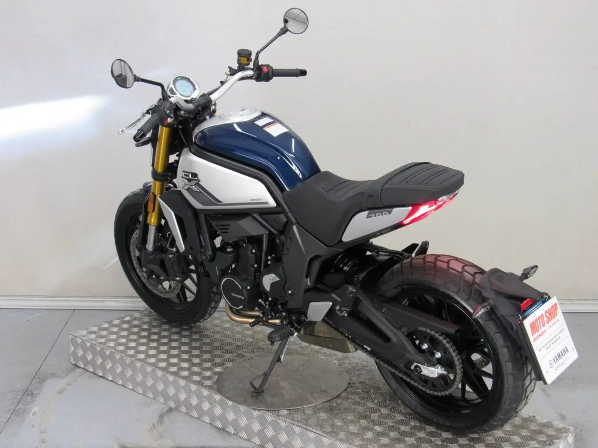 CFMOTO 700CL-X Heritage (2021 - 26) (6)
