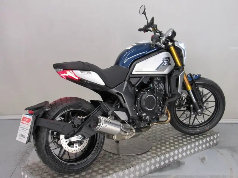 CFMOTO 700CL-X Heritage (2021 - 26) (7)