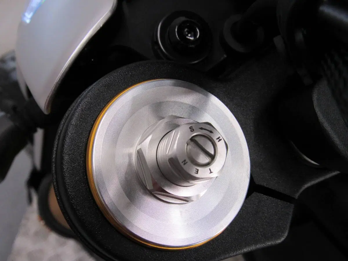 CFMOTO 700CL-X Heritage (2021 - 26) (11)