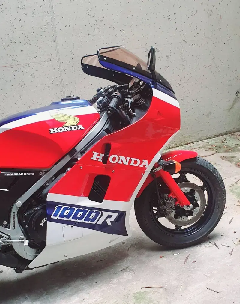 Honda VF 1000 F (1985 - 87) (7)