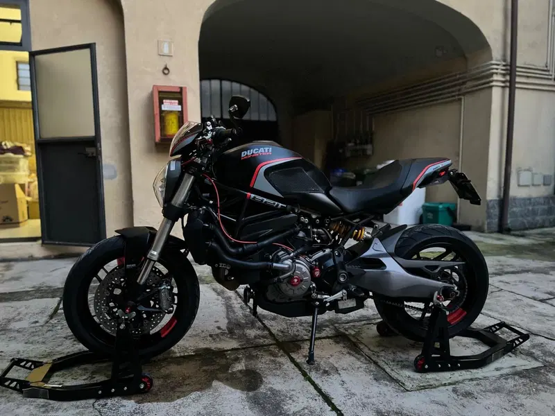 Ducati Monster 821 Stealth (2019 - 20) (7)