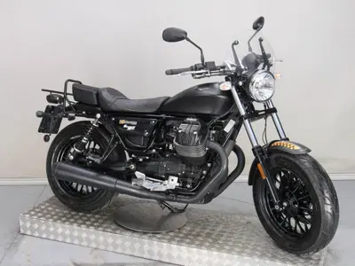 Moto Guzzi V9 Bobber (2016 - 18) usata