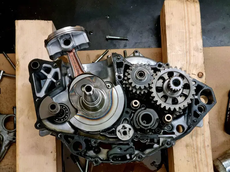 Honda CRF 250R (2020) (14)