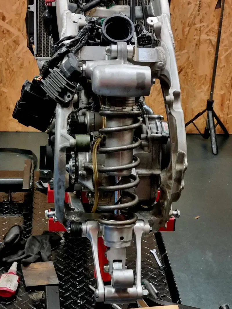 Honda CRF 250R (2020) (19)