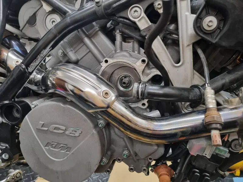 KTM 990 Adventure (2006 - 08) (4)