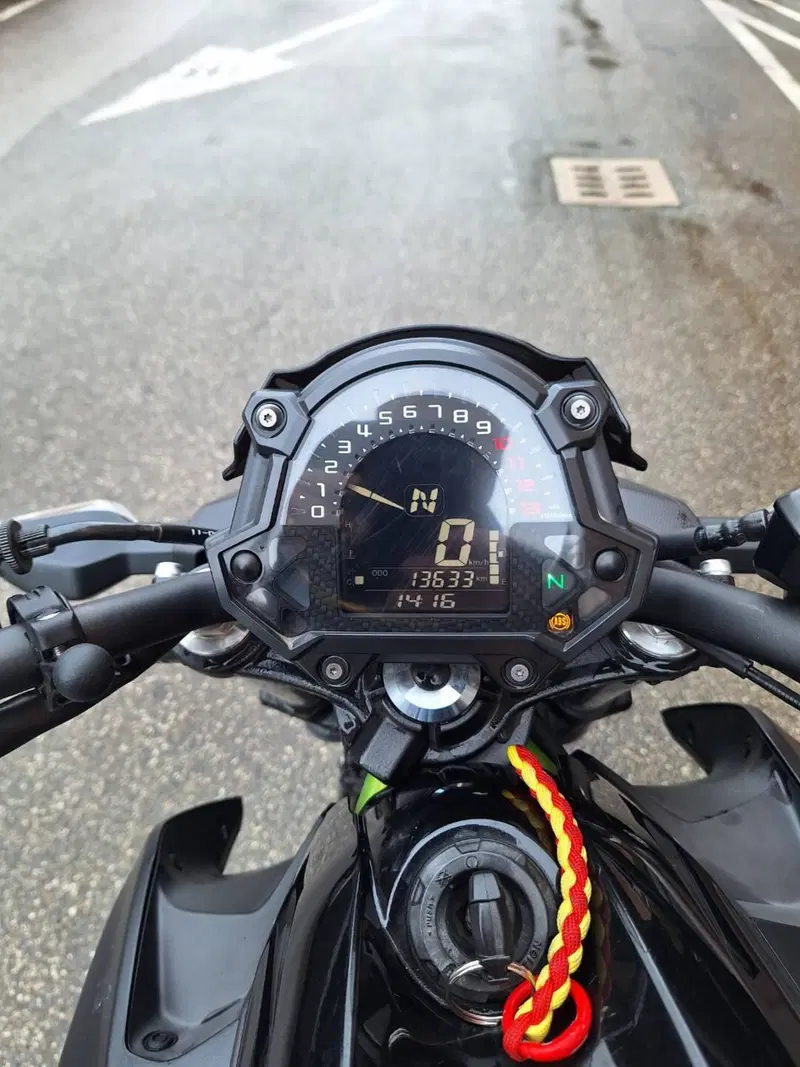 Kawasaki Z 650 (2017 - 19) (3)