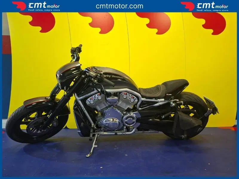 Harley-Davidson 1130 V-Rod (2006) - VRSCA (3)