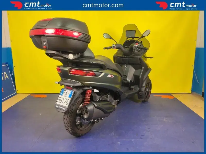 Piaggio Mp3 350 ie ABS (2020) (4)