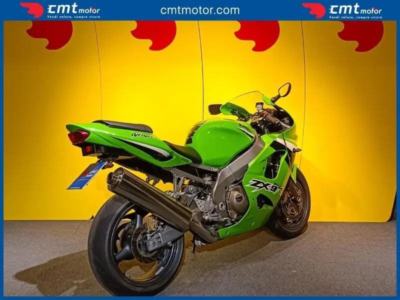 Kawasaki Ninja 900 ZX-9R (2002 - 05) (2)