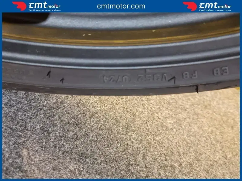 Kawasaki Ninja 900 ZX-9R (2002 - 05) (5)