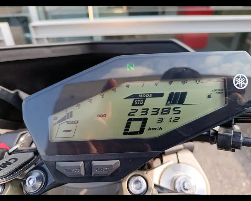 Yamaha MT-09 (2013 - 15) (5)