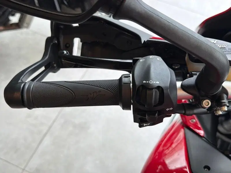 MV Agusta Turismo Veloce 800 (2017 - 2019) (5)