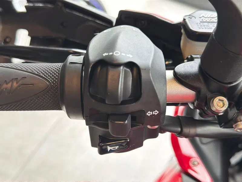 MV Agusta Turismo Veloce 800 (2017 - 2019) (6)