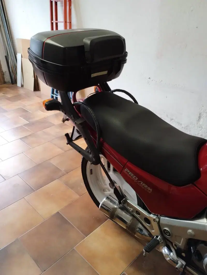 Honda NTV 650 M (1988 - 94) (5)