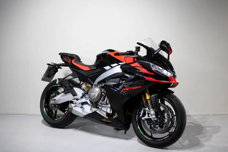Aprilia RS 660 Factory (2025 - 26) (2)