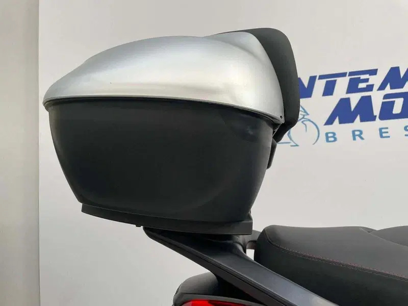 Piaggio Beverly 300 S ABS-ASR (2021 - 25) (7)