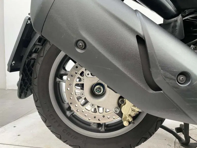 Piaggio Beverly 300 S ABS-ASR (2021 - 25) (11)