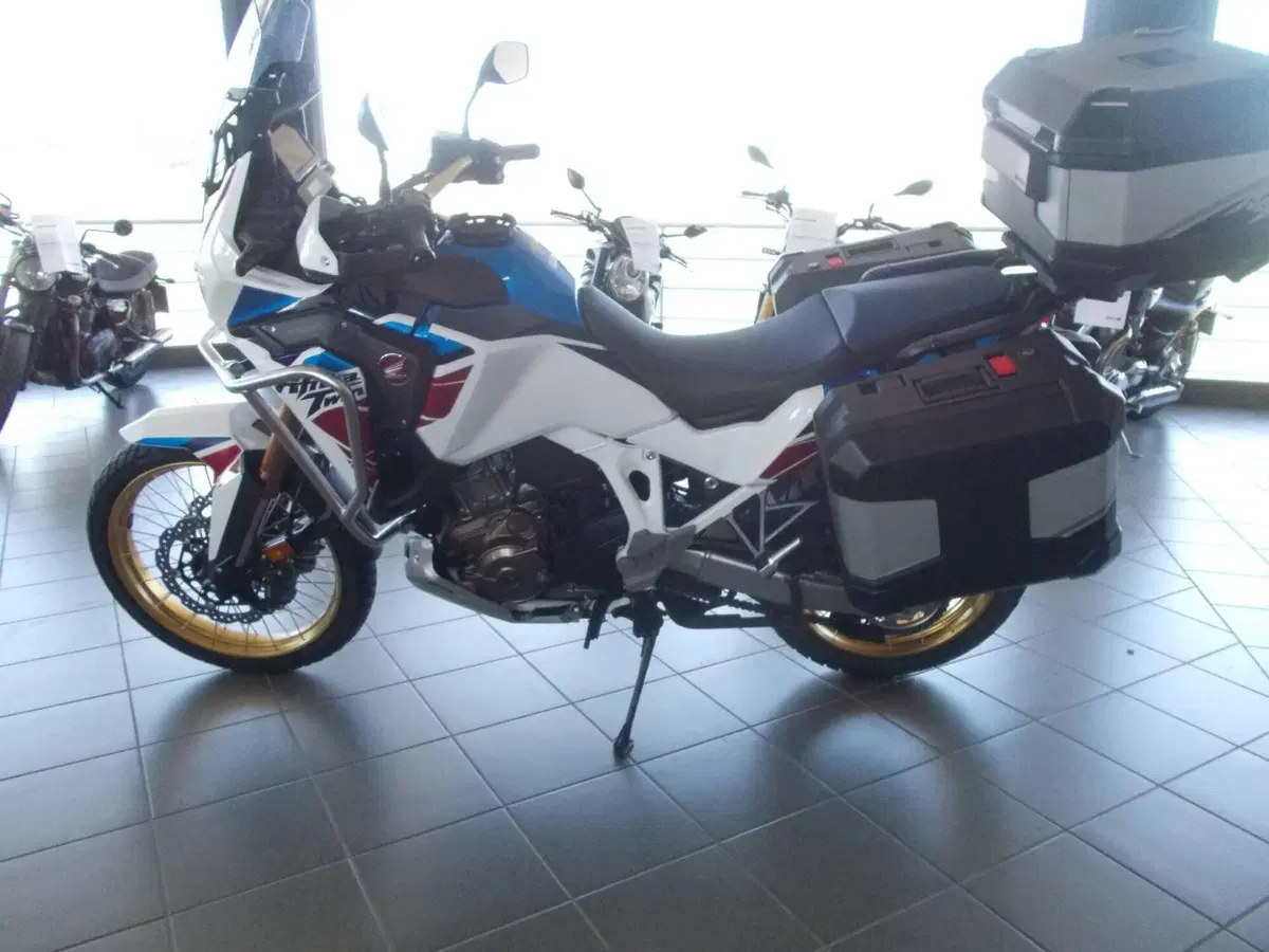 Honda Africa Twin CRF 1100L Adventure Sports Travel Edition (2022 - 23) (4)