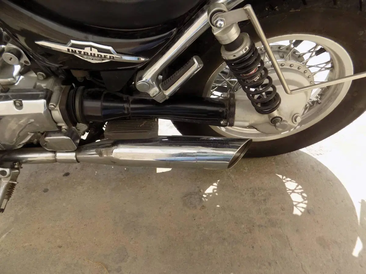 Suzuki VS 600 GL Intruder (1995 - 96) (14)
