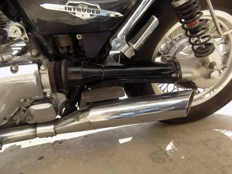 Suzuki VS 600 GL Intruder (1995 - 96) (15)