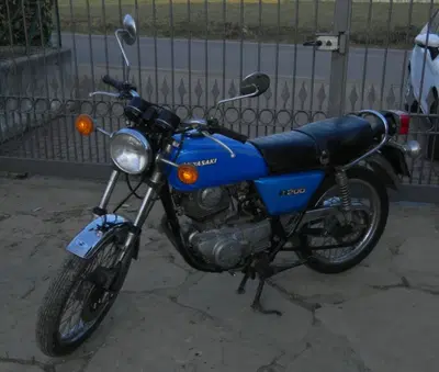 Kawasaki KZ 200A d'epoca