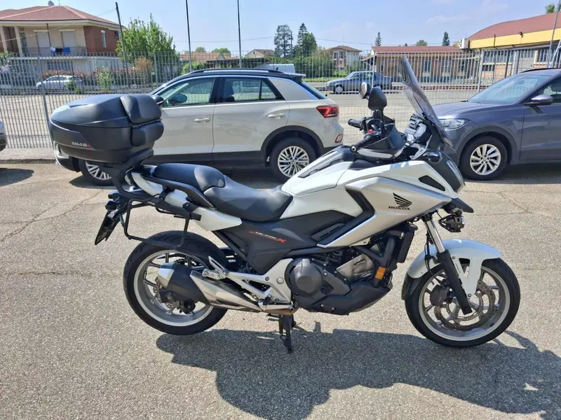 Honda NC 750 X DCT ABS (2016 -17) (2)