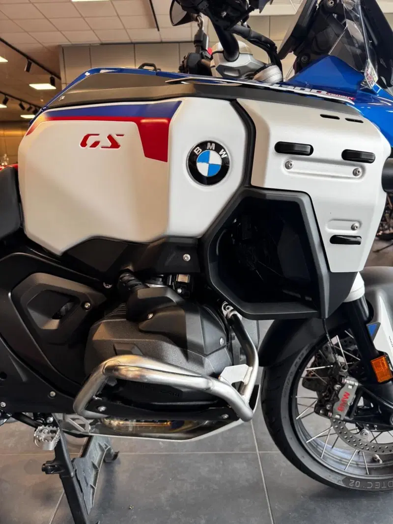 Bmw R 1300 GS Adventure Trophy (2025 - 26) (9)