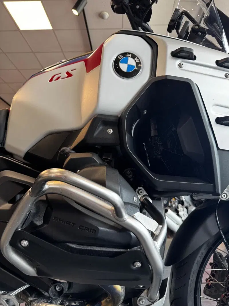 Bmw R 1300 GS Adventure Trophy (2025 - 26) (11)