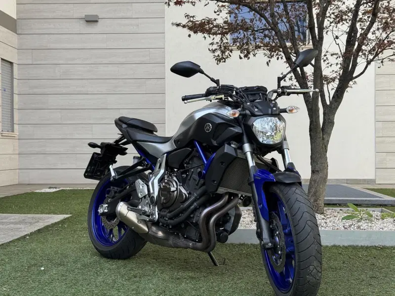 Yamaha MT-07 (2014 - 16) (2)