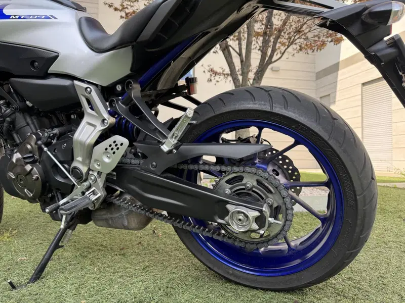 Yamaha MT-07 (2014 - 16) (7)