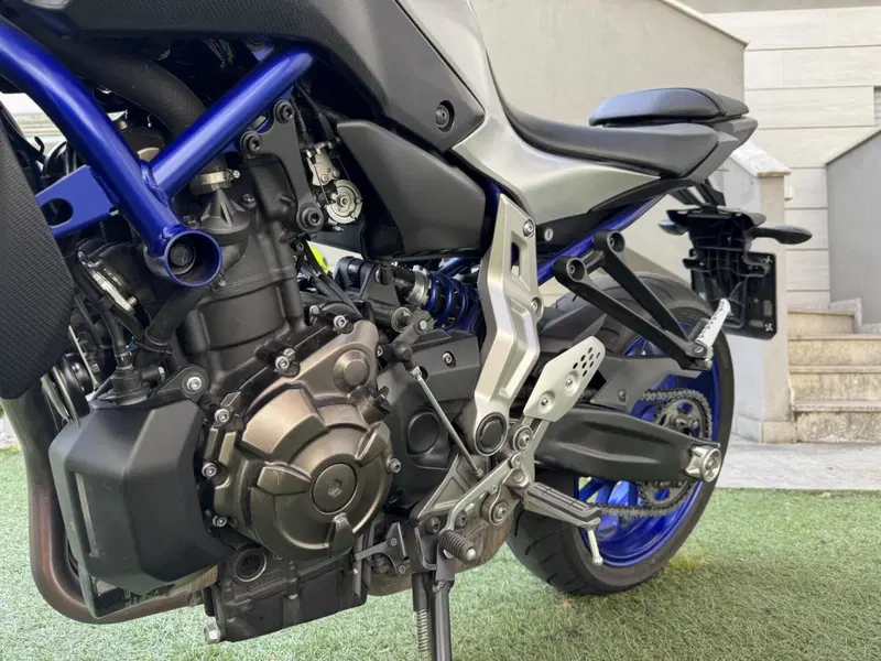 Yamaha MT-07 (2014 - 16) (4)