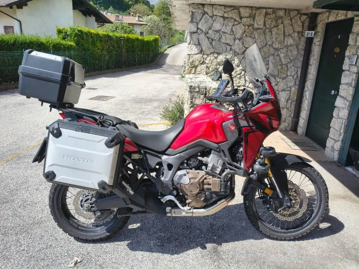 Honda Africa Twin CRF 1000L DCT ABS Travel Edition (2016 - 17)