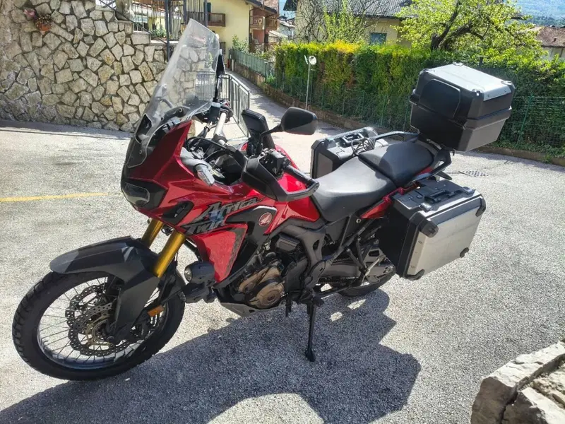 Honda Africa Twin CRF 1000L DCT ABS Travel Edition (2016 - 17) (2)