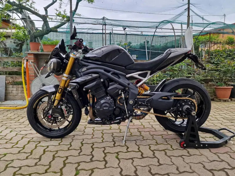 Triumph Speed Triple 1200 RS (2021 - 24) (9)