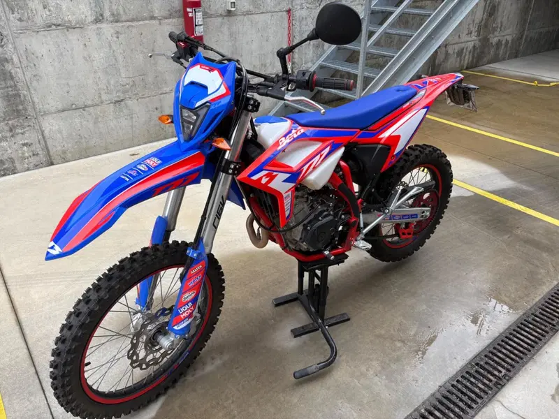 Betamotor RR 125 4T Enduro R (2024 - 26) (2)