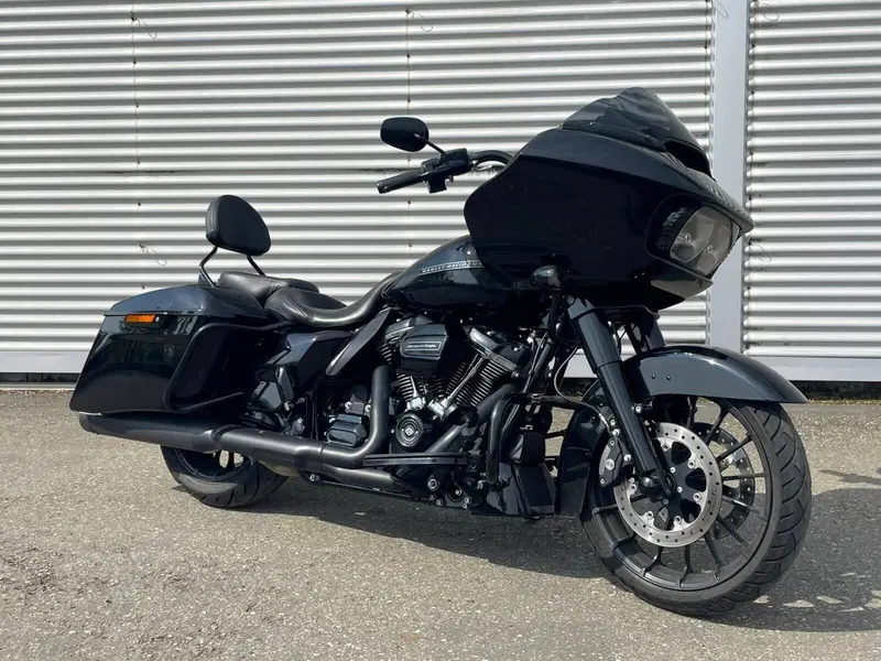 Harley-Davidson 114 Road Glide Special (2019 - 20) - FLTRXS