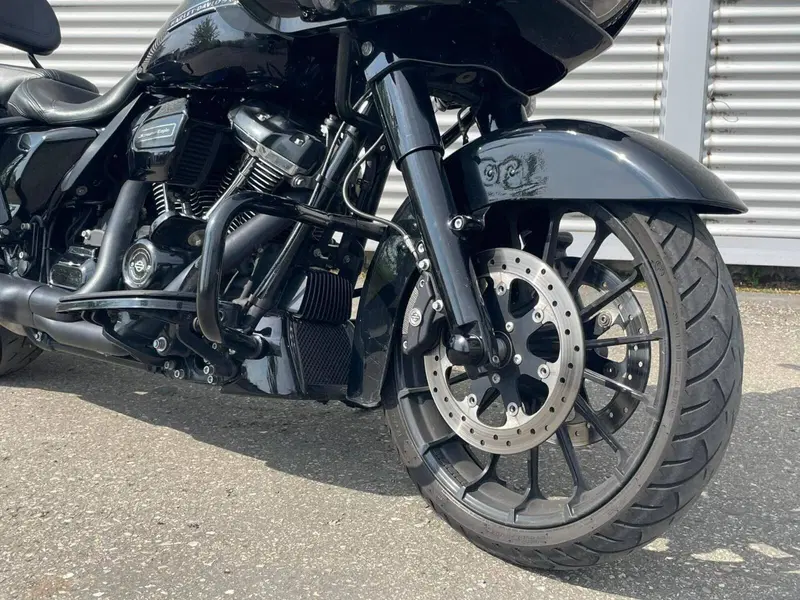 Harley-Davidson 114 Road Glide Special (2019 - 20) - FLTRXS (5)