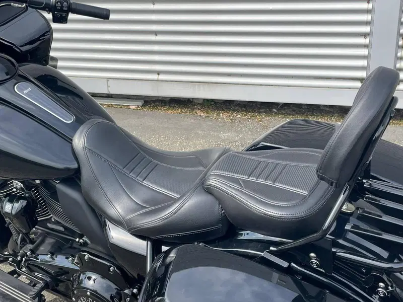 Harley-Davidson 114 Road Glide Special (2019 - 20) - FLTRXS (12)